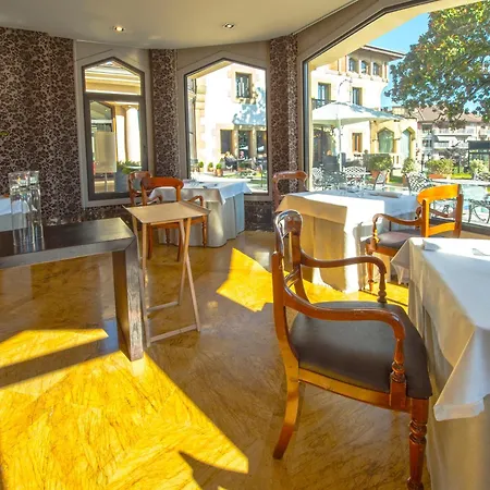 فندق Silken Gran