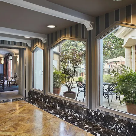 Silken Gran Hotel