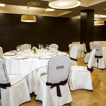 فندق Silken Gran 4*