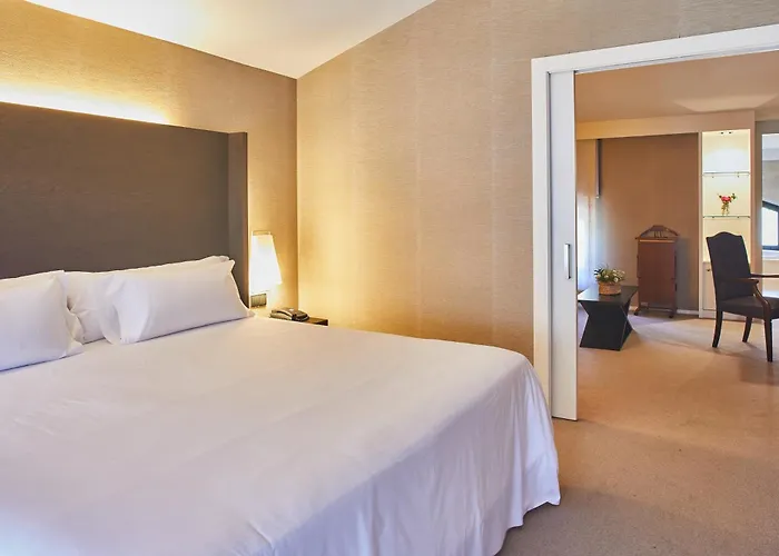 Silken Gran Hotell 4*