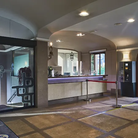 Hotel Silken Gran 4*