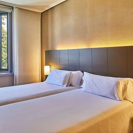 Silken Gran Hotel 4*