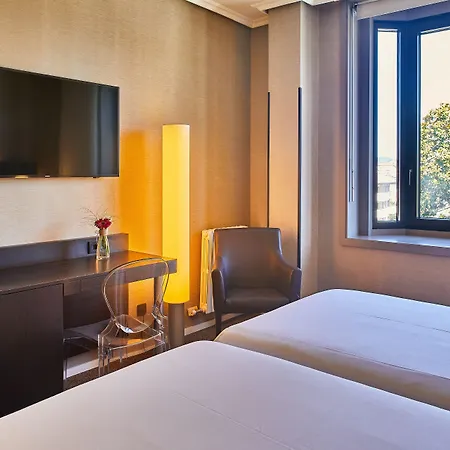 Silken Gran Hotel 4*